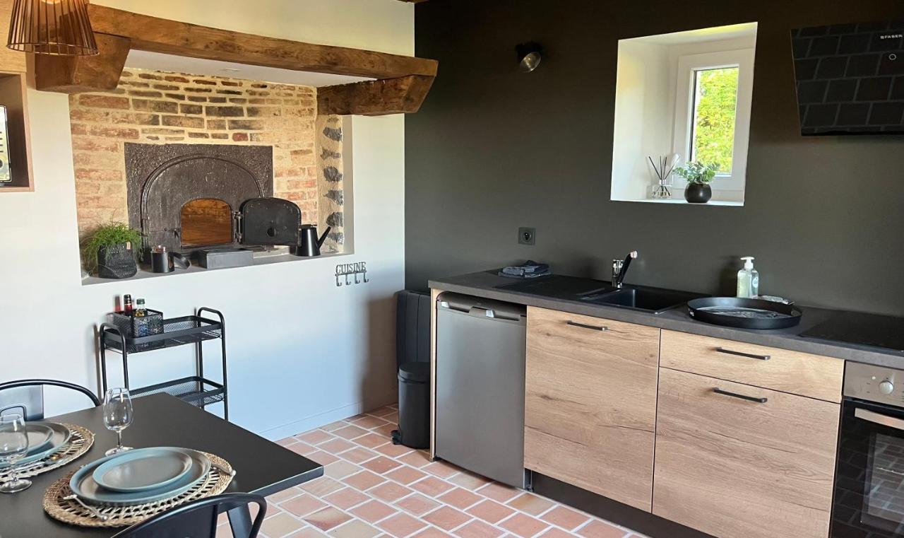 La Douce Halte - Gites Avec Spa Ou Sauna Saint-Ouen-Des-Toits Kültér fotó
