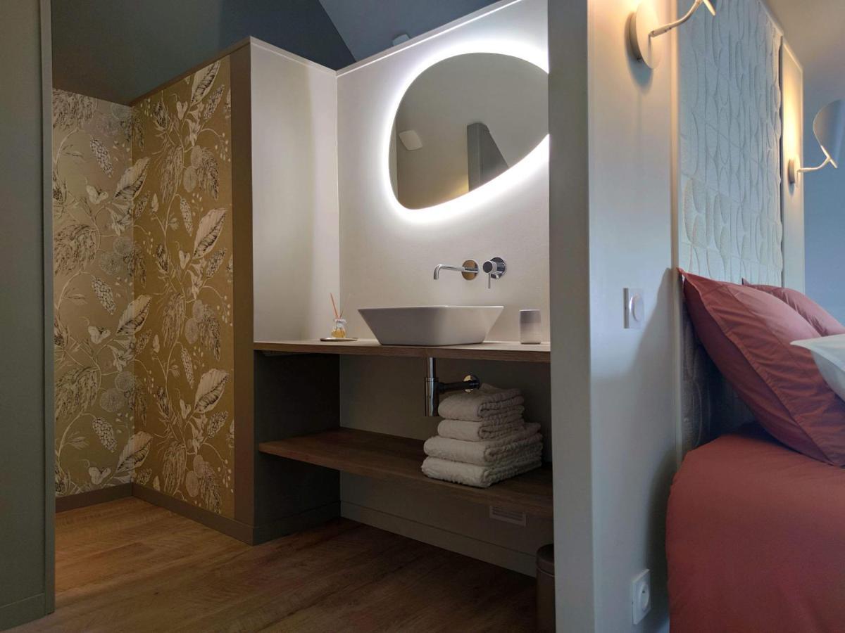 La Douce Halte - Gites Avec Spa Ou Sauna Saint-Ouen-Des-Toits Kültér fotó