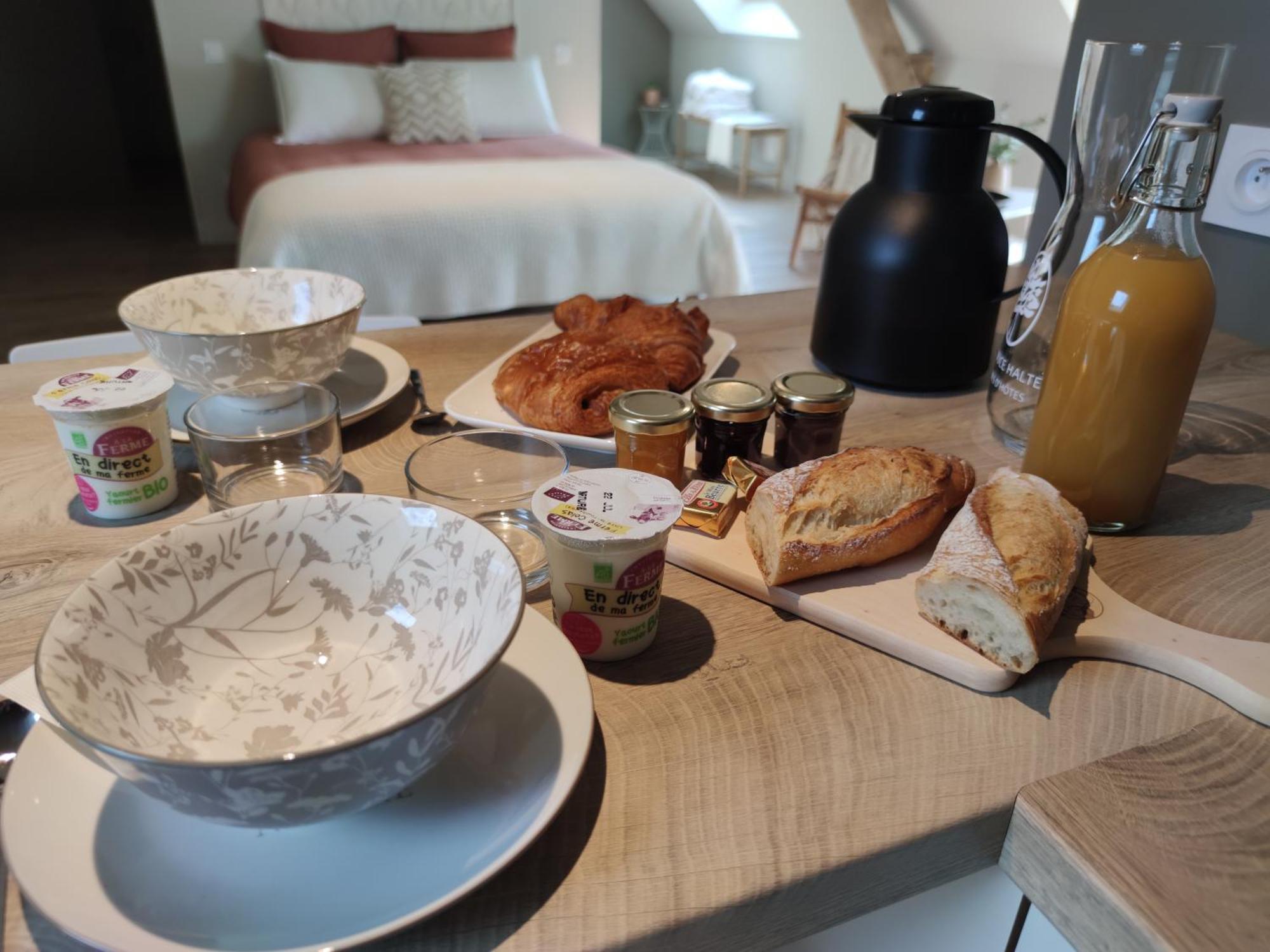 La Douce Halte - Gites Avec Spa Ou Sauna Saint-Ouen-Des-Toits Kültér fotó