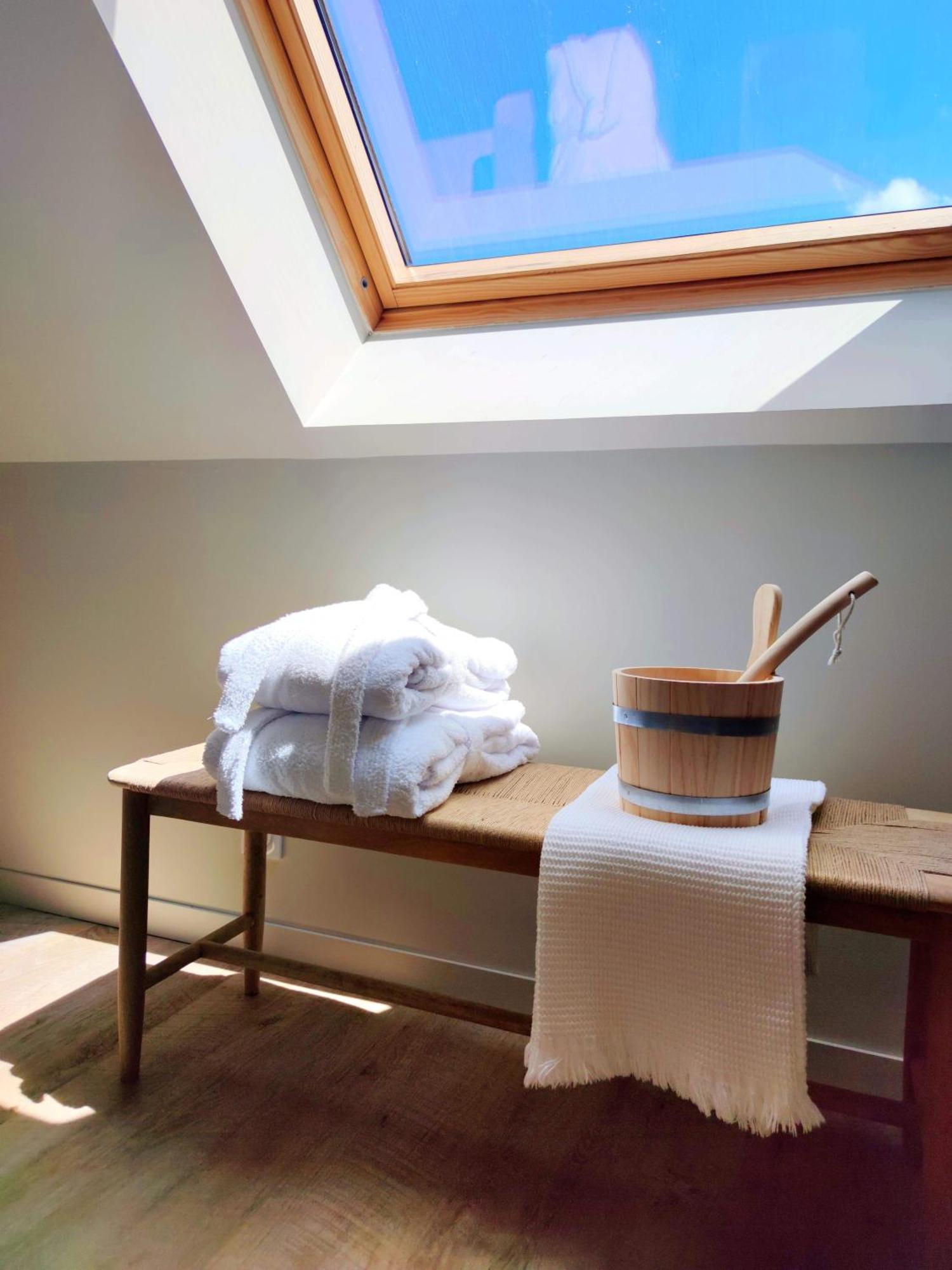 La Douce Halte - Gites Avec Spa Ou Sauna Saint-Ouen-Des-Toits Kültér fotó
