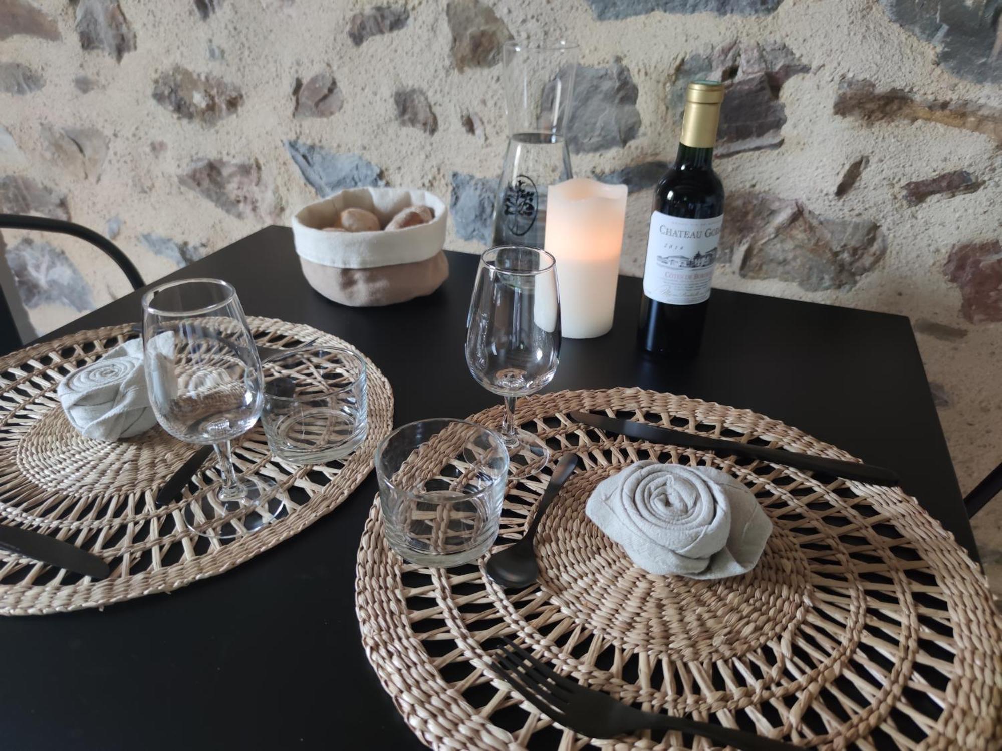 La Douce Halte - Gites Avec Spa Ou Sauna Saint-Ouen-Des-Toits Kültér fotó